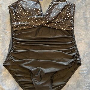 Cocopear SWTMWEAR Elegant Black and White Women's One Piece Swimsuit XL new